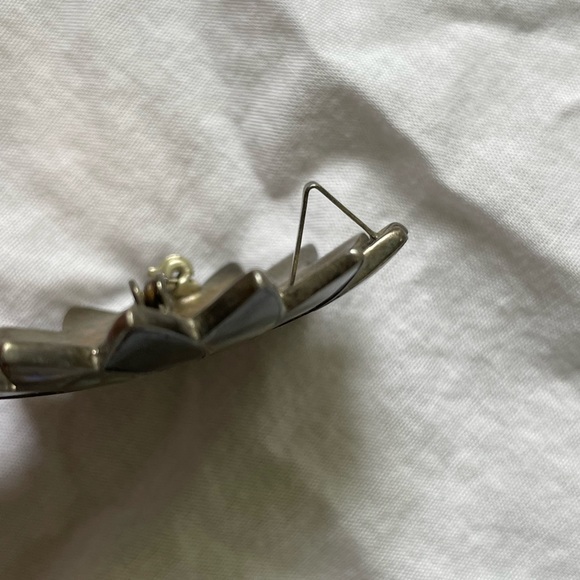 925 Silver, Onyx and Abalone Brooch/Pendant. - Picture 8 of 9